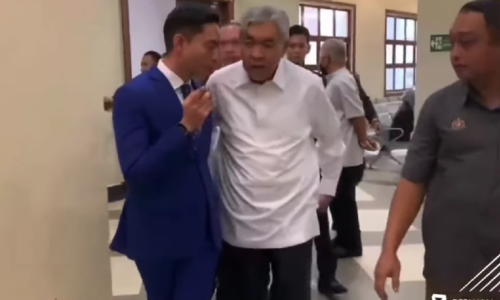 Mahkamah benar pelepasan sementara pasport Ahmad Zahid
