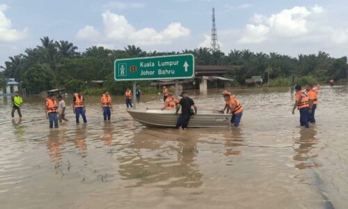 Banjir: Batu Pahat masih terjejas teruk 27,774 mangsa di PPS