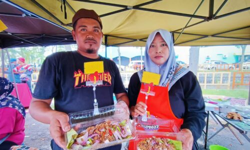 Aroma pekasam goreng ‘menusuk’ di Pasar Ramadan Masjid Tanah