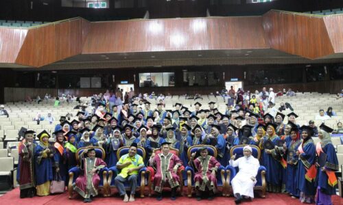 Suri rumah pelajar terbaik Ijazah Watikah Al-Quran