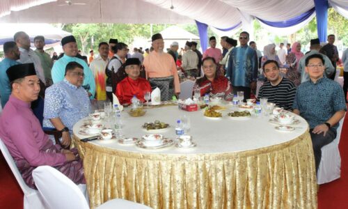 Rumah terbuka perpaduan Exco negeri pertama meriah