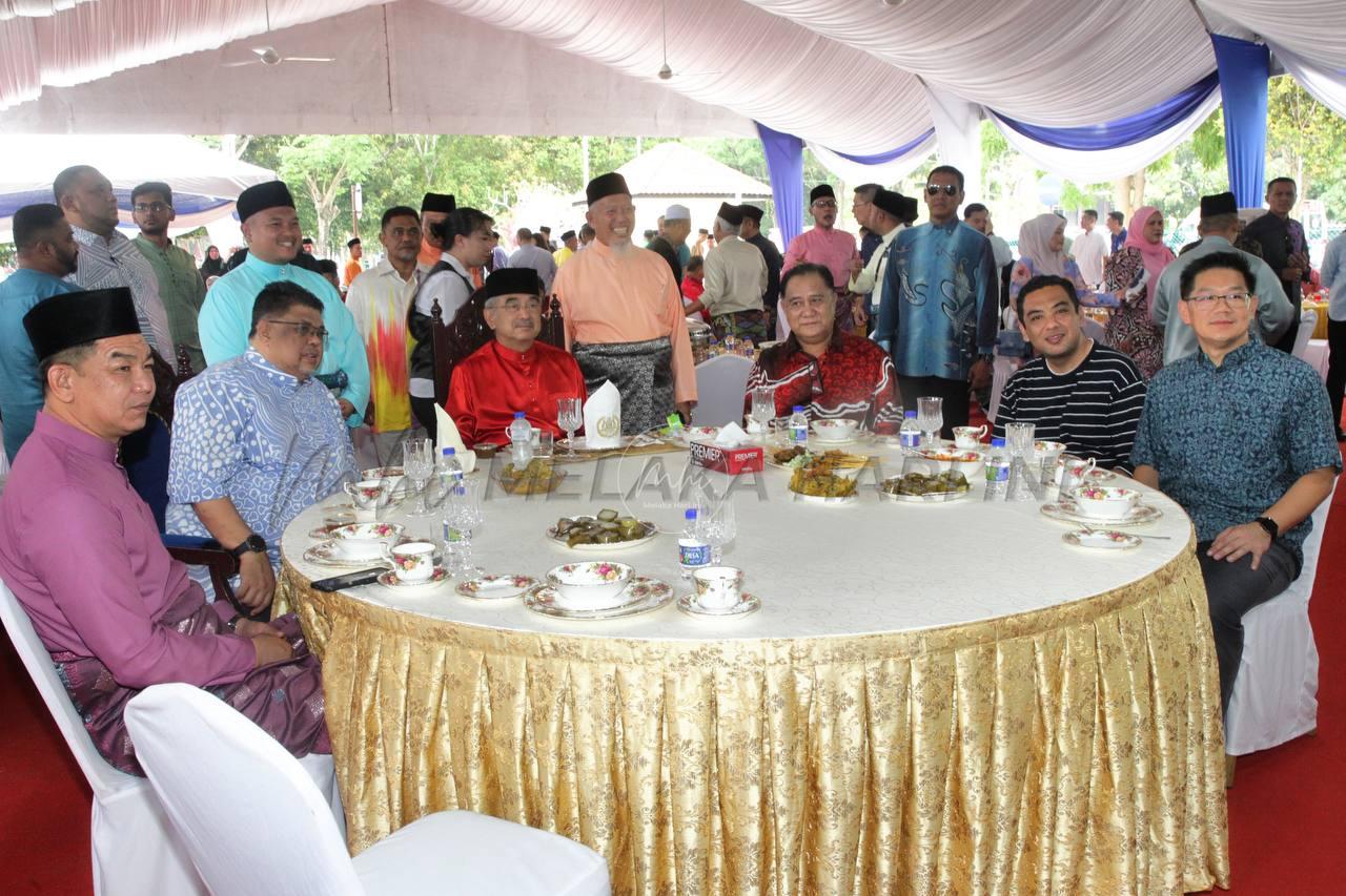 070a6d58 f6f7 4a1e 94a4 501cd418cf91