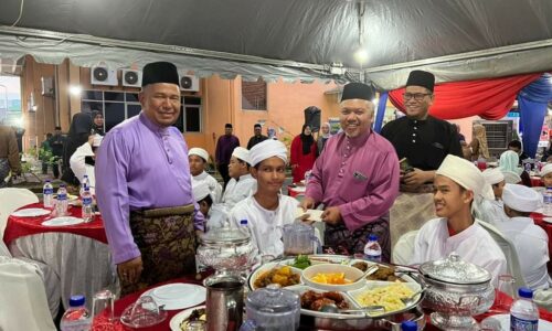 Iftar Mega rai keluarga besar MiCoST