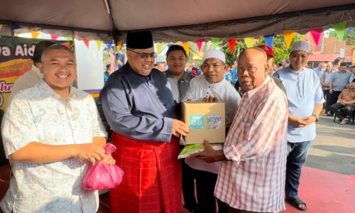 ‘Besar makna seekor ayam percuma’