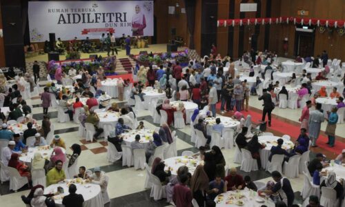 Rumah Terbuka Aidilfitri DUN Rim kena serbu