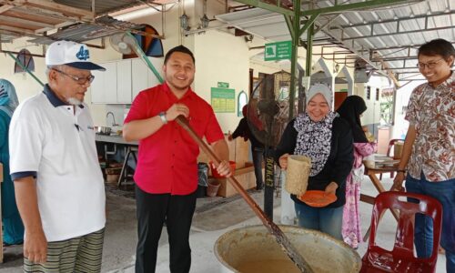 Bubur lambuk istimewa Surau Ubudiah