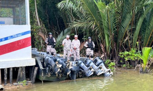 Seludup rokok kretek RM3.3 juta guna bot pancung enam enjin