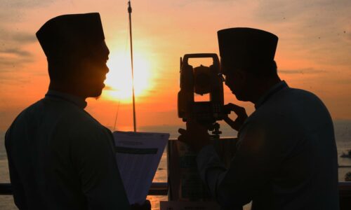 20 April tarikh lihat anak bulan Syawal