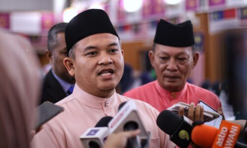 Gotong-royong bersepadu bersihkan Melaka