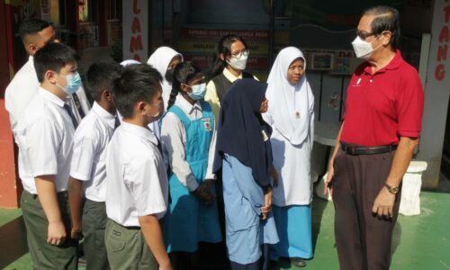 RM10,000 bantu pelajar susah di lima sekolah