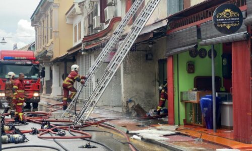 Kedai di Jonker Walk terbakar lagi