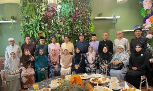 Rindu 42 tahun terlerai