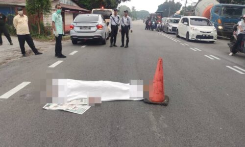 Warga emas maut dalam kemalangan dua motosikal