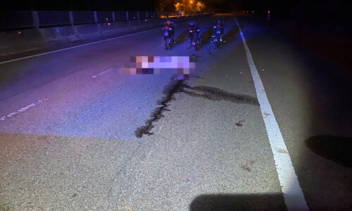 Pemuda maut, motosikal bergesel