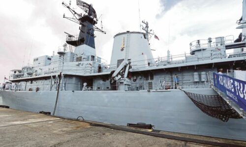 KD Hang Tuah dipamer di Melaka sempena TMM2024