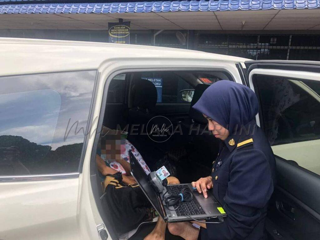 ‘Mobile Thumbprint’ mudahkan pelanggan JPJ