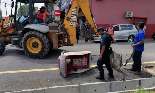 MPHTJ lupus pondok telefon usang, cacat pemandangan