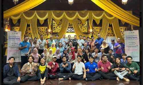 Pelajar universiti penyambung legasi dondang sayang