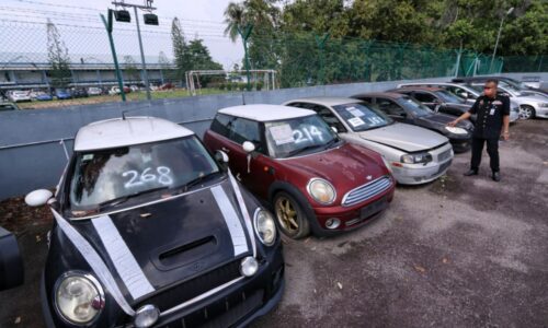 Kereta mewah antara 29 kenderaan dilelong JPJ Melaka, 11 Julai ini