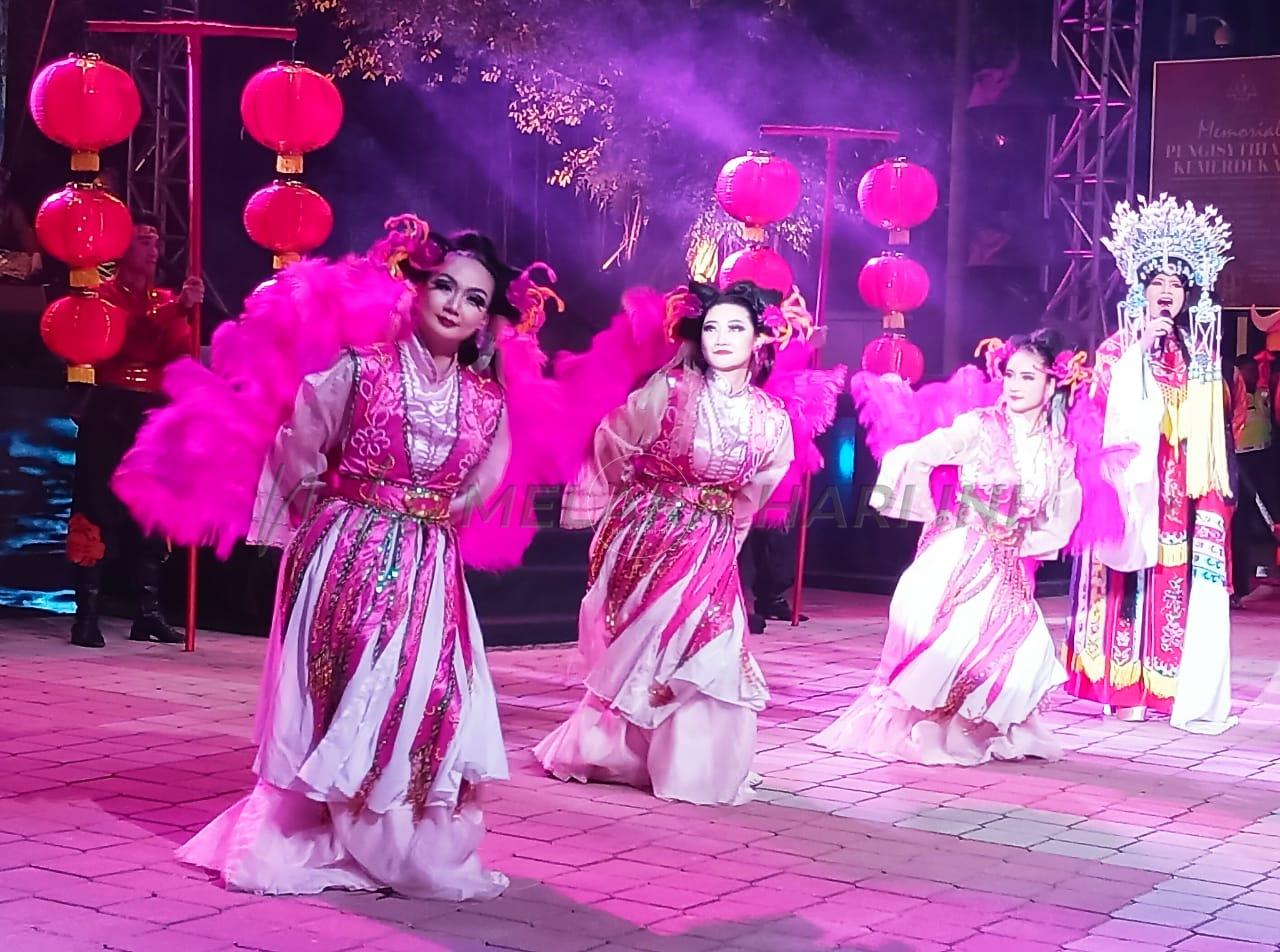 64b64c4c db6e 4c5a a477 738543b4bae9