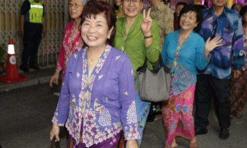 Kebaya bakal diangkat warisan tidak ketara Unesco