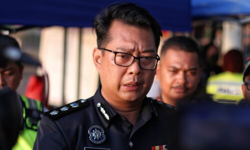 POLIS MELAKA TENGAH TUMPASKAN PASANGAN KEKASIH ‘PENYAMUN’