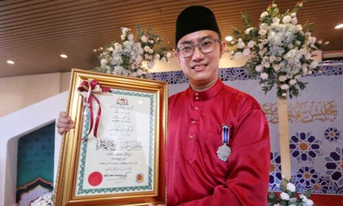 Usaha dekatkan jurang antara kaum bawa tuah