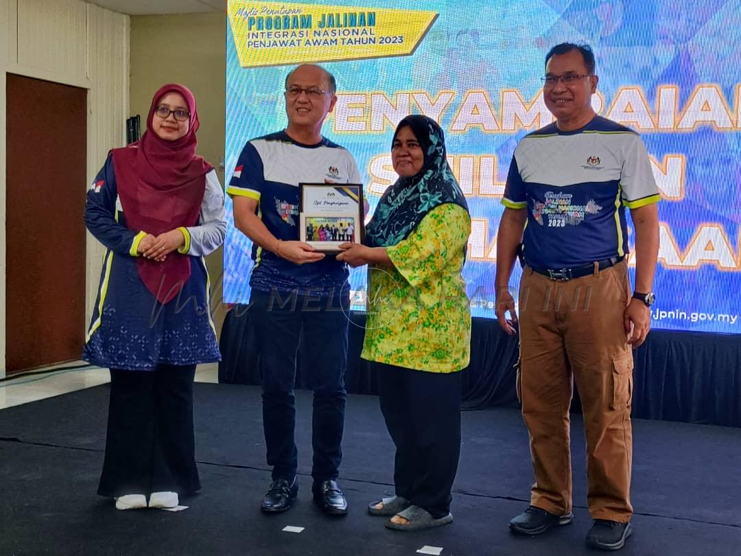 8e3c4d36 2e62 43b7 a507 9bc4c42201f9