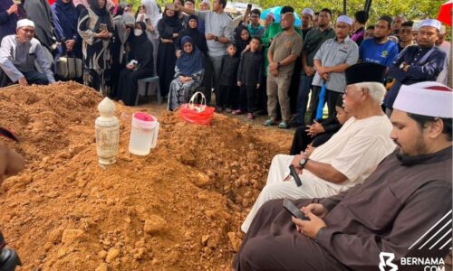 Nahas pesawat : Sembilan jenazah dikebumi hari ini