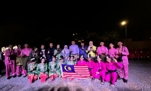 Orang Itali kagum seni budaya Malaysia