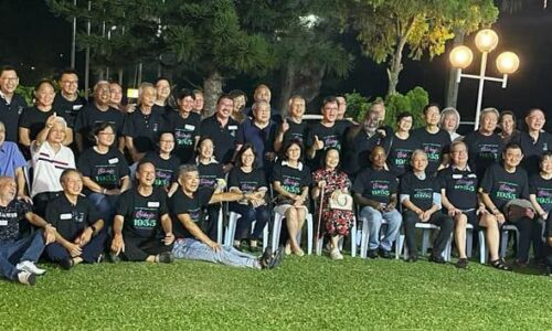 Alumni SK Banda Hilir, STM berkumpul semula selepas hampir 70 tahun