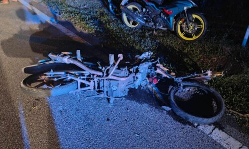 Maut dirempuh kereta terbabas