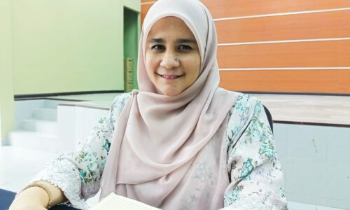 FESTIVAL HELLO KOMODITI SUNGAI RAMBAI BERLANGSUNG 3 HARI 3 MALAM