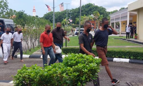 36 banduan bebas sehari sebelum merdeka