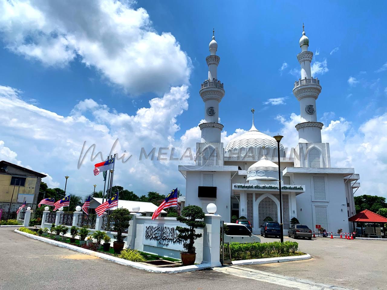 Masjid putih 12
