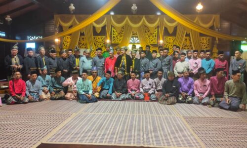 Perkongsian adat dan budaya tiga negara