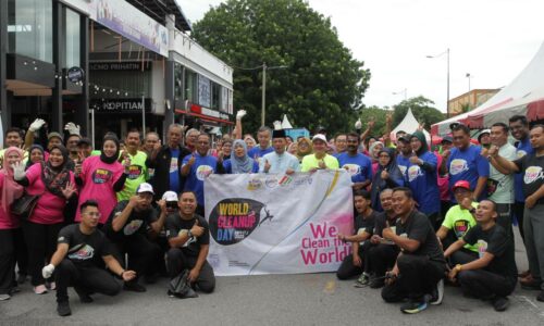 Sukarelawan kebersihan bantu PBT indahkan Melaka