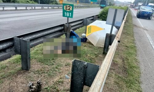 Warga emas maut, motosikal terbabas