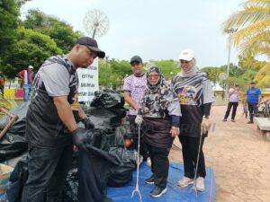 F2421194 479d 4570 acf0 4cc0afb13d12