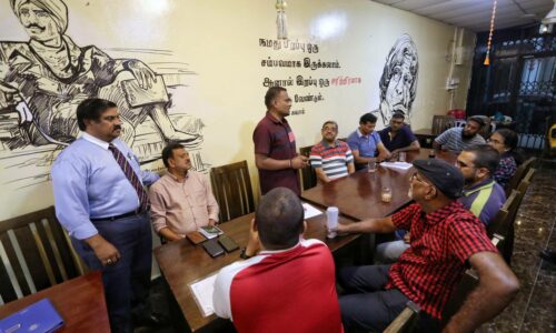 Pertandingan Tradisi Sari Queen tarikan Pesta Deepavali 2023