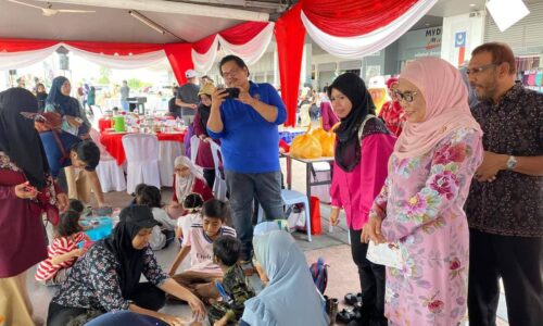 Berganding bahu tingkat pembangunan kanak-kanak