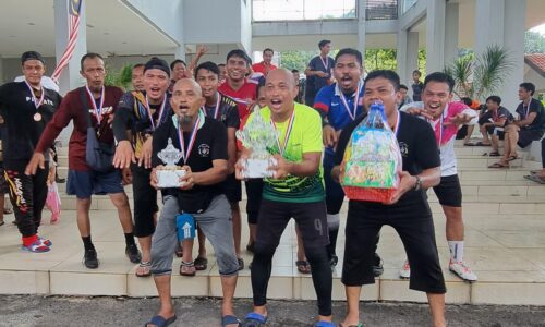 Tok Kenali juara Piala Dana Kasih KOWARA