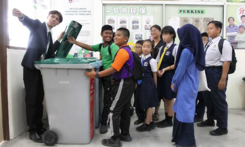 iBin tingkat kesedaran kitar semula