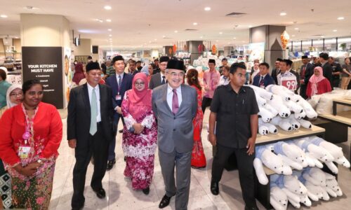 Pusat beli belah terawal Melaka berwajah baharu