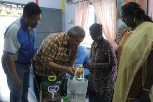 Photo 6215488959681771009 Y