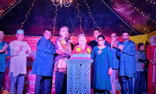 Hujan bukan penghalang jalin muhibah sambut Deepavali