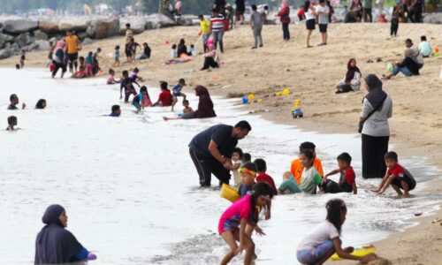 Tak pernah jemu ke Pantai Puteri