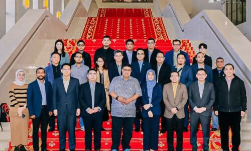 Huawei tunjuk minat melabur di Melaka