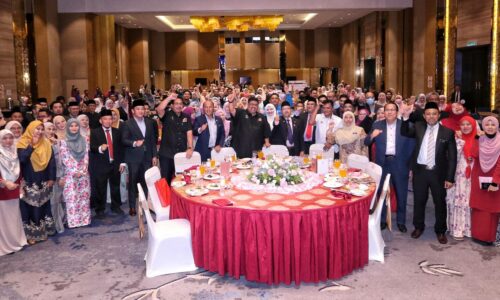 Lebih 200 kakitangan diraikan pada Majlis Apresiasi UNIMEL 2023