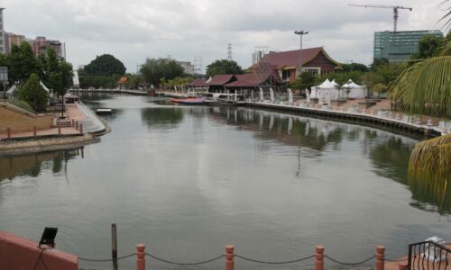 Pasar Terapung mula operasi Februari 2024